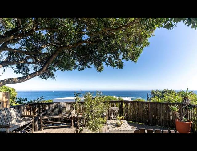 6 BEDROOM HOUSE FOR SALE IN LLANDUDNO